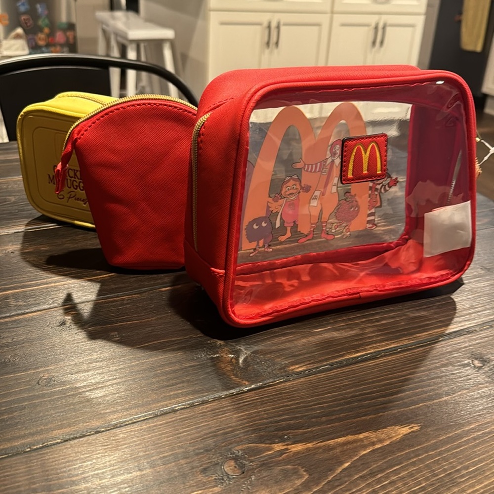 “New” McDonald’s three-piece bag set - Picture 2 of 3